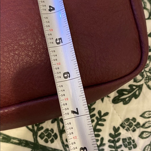 Jessie James Burgundy Leather Crossbody Bag, no signs of wear - Picture 11 of 11